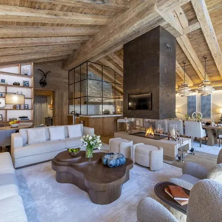 Heights: Luxury Living Above The Clouds Apartament *
